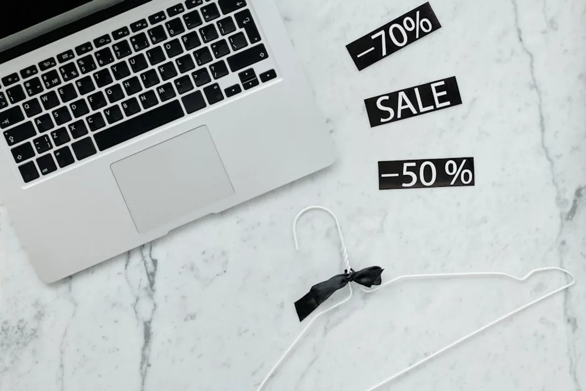 Best Coupon and Shopping Extensions: Pros and Risks