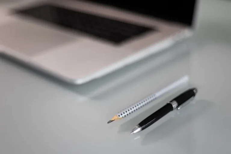 Best Writing Extensions for Bloggers and Students